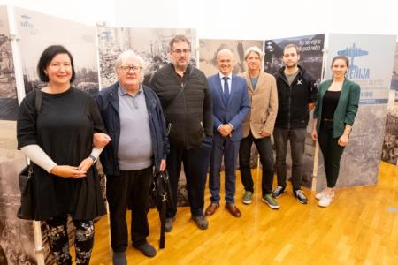 Otvoritev razstave Slovenija pod točo bomb, foto Valter Leban (1)